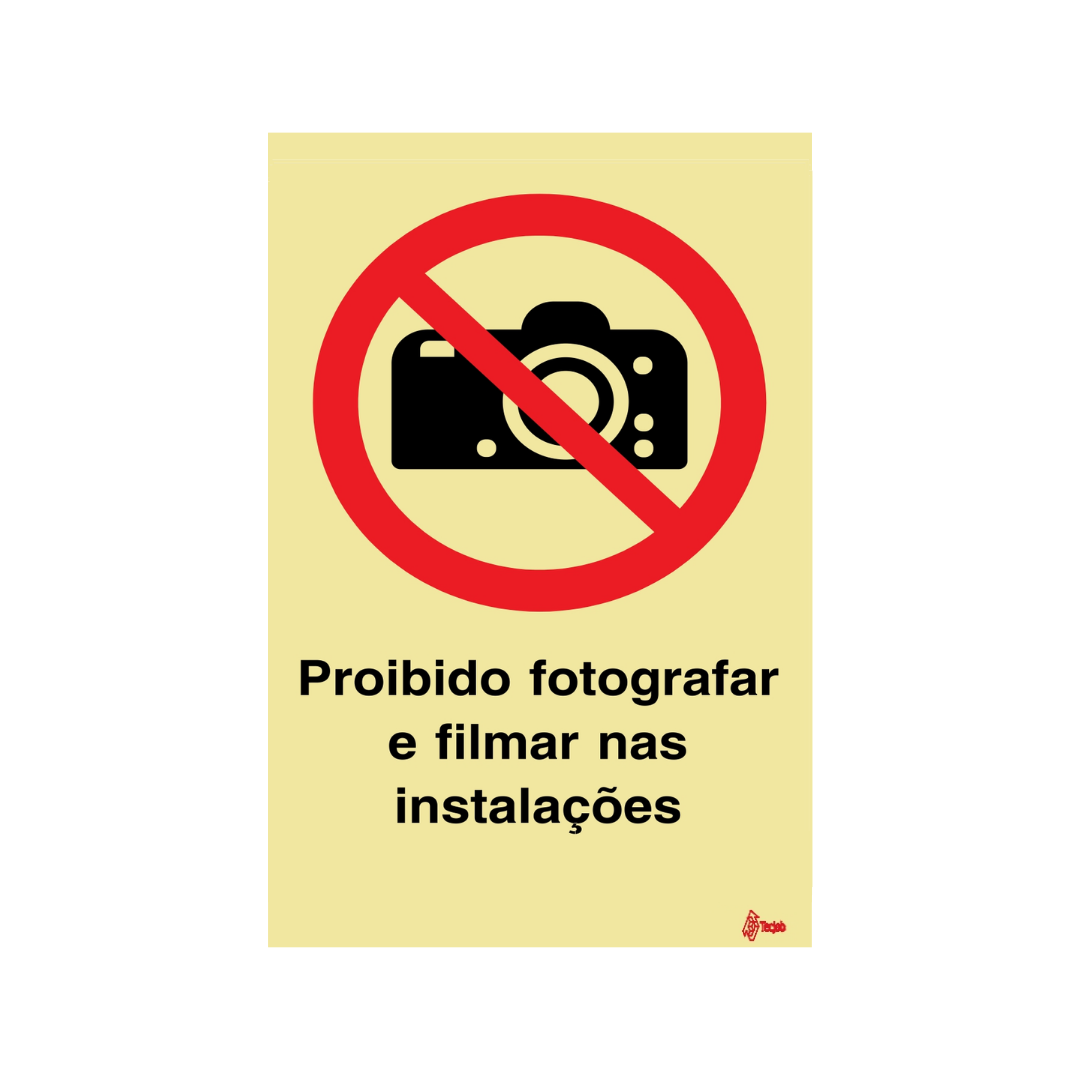 Warning sign: Before cleaning electrical equipment, disconnect it from the power source - OB0241