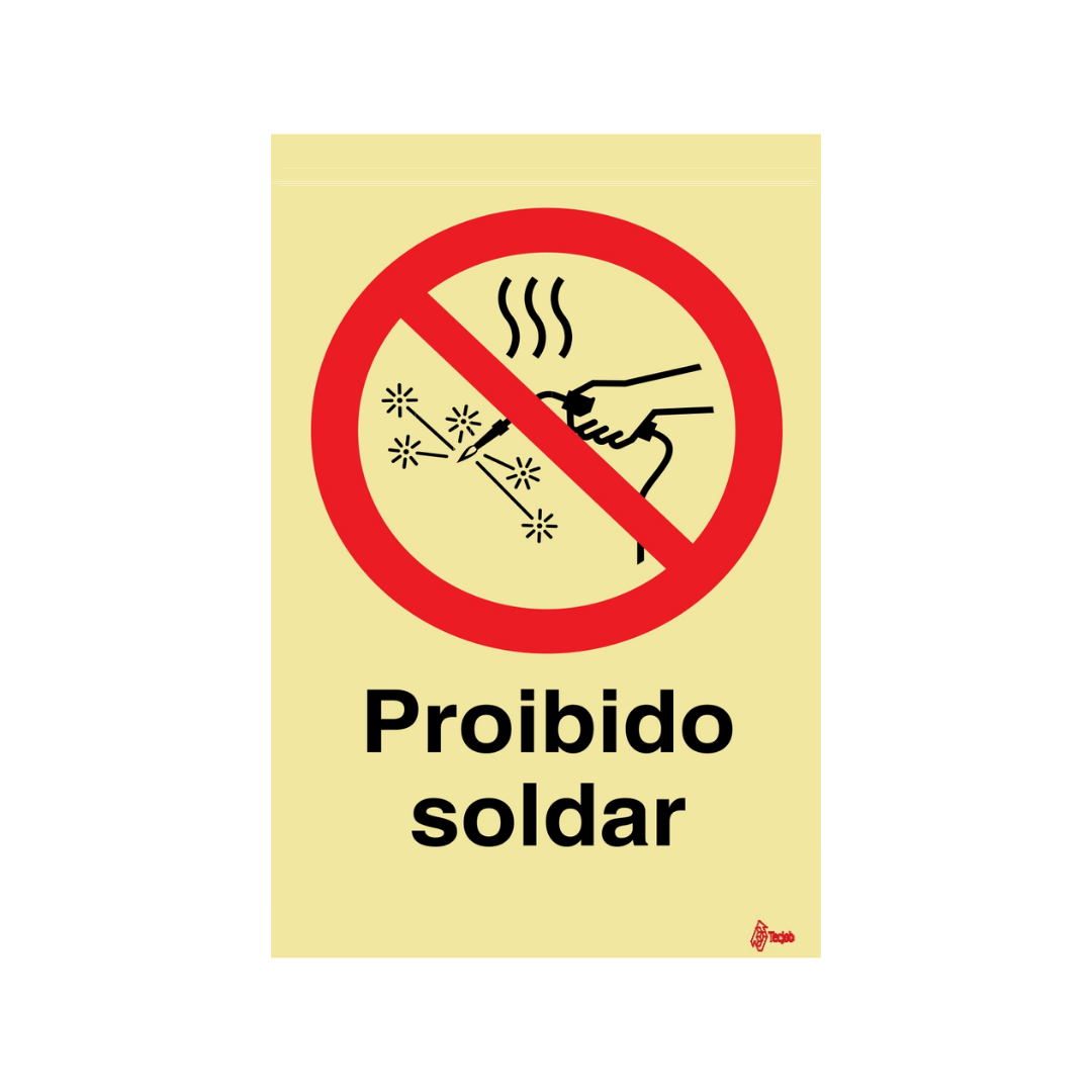 Warning sign: Before cleaning electrical equipment, disconnect it from the power source - OB0241